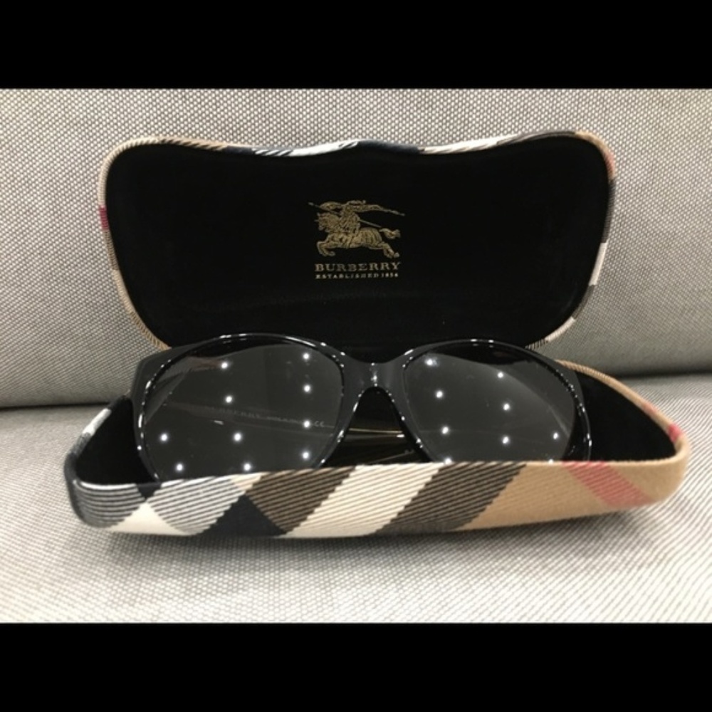 Burberry Sunglasses B 4088 M
